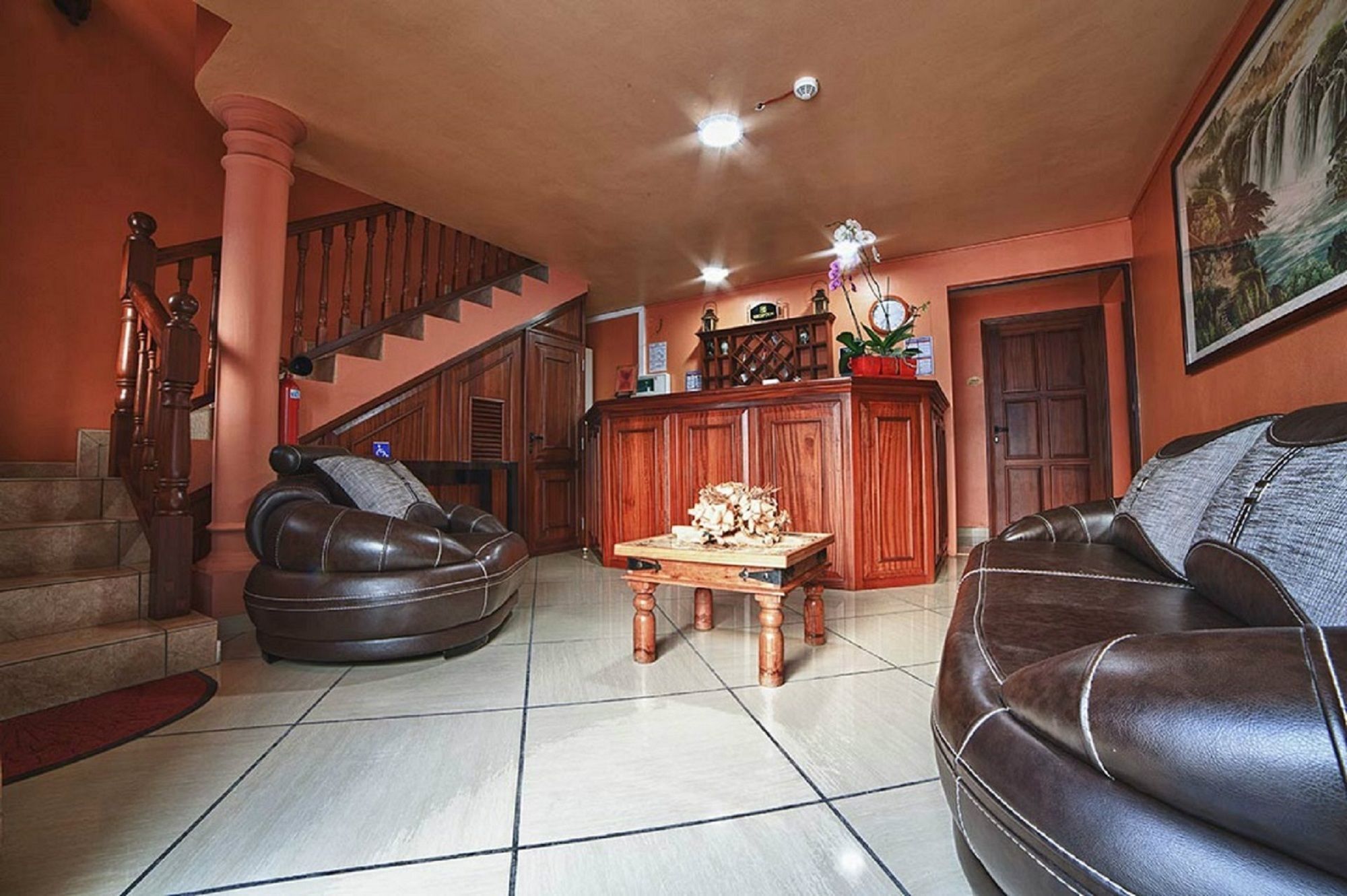 Residence Hoteliere Otroiza Cilaos Extérieur photo